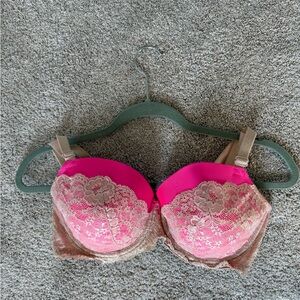 Victoria's Secret Pink and Tan Lace Bra